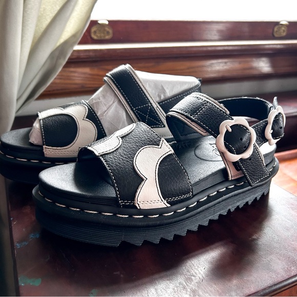 Dr. Martens Voss Mono Floral Sandals Women’s 8 NWOB - Picture 2 of 13